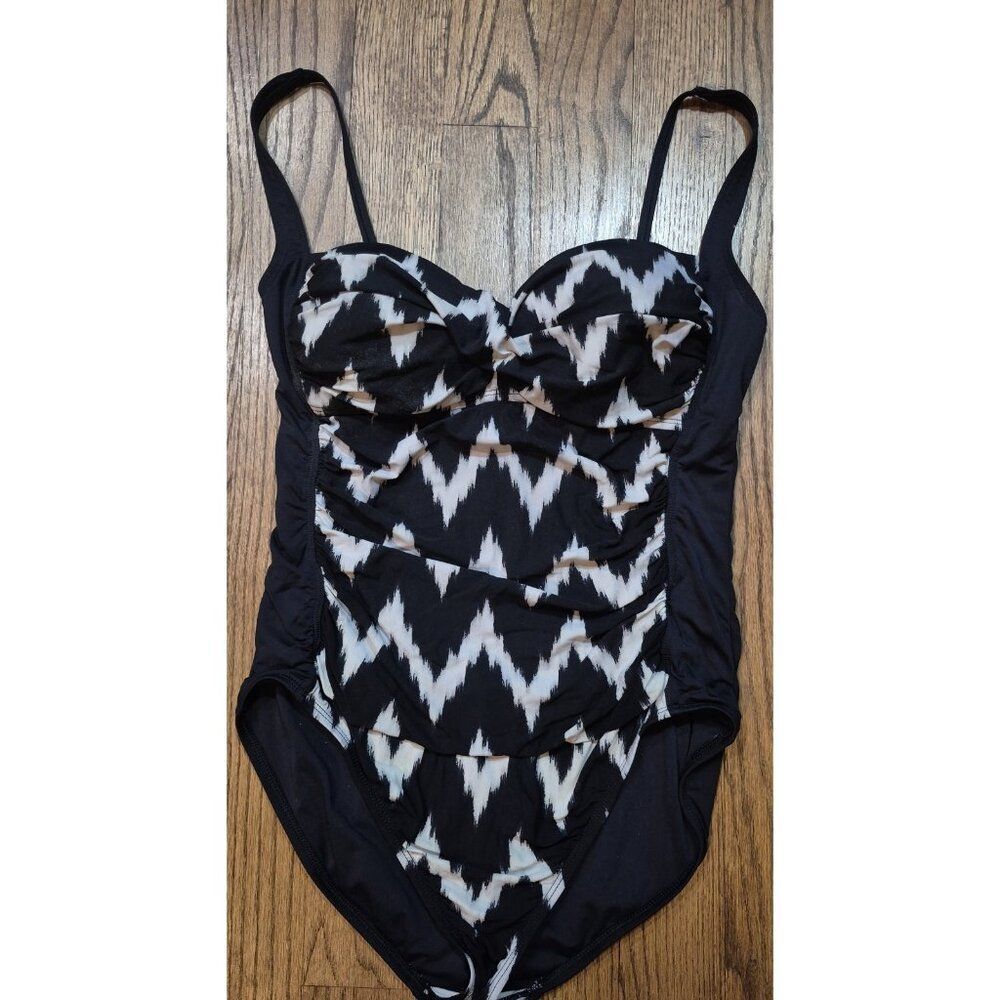 La Blanca Slimming Ruched One-piece Swimsuit Bathingsuit Women's Size 14 - Picture 1 of 3